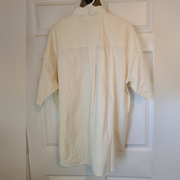 Gant, Men's Short Sleeve Button Down Shirt,  Size: Large Color: White - Picture 9 of 11